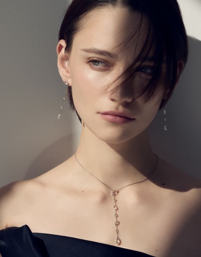 涼やかさを身に纏う