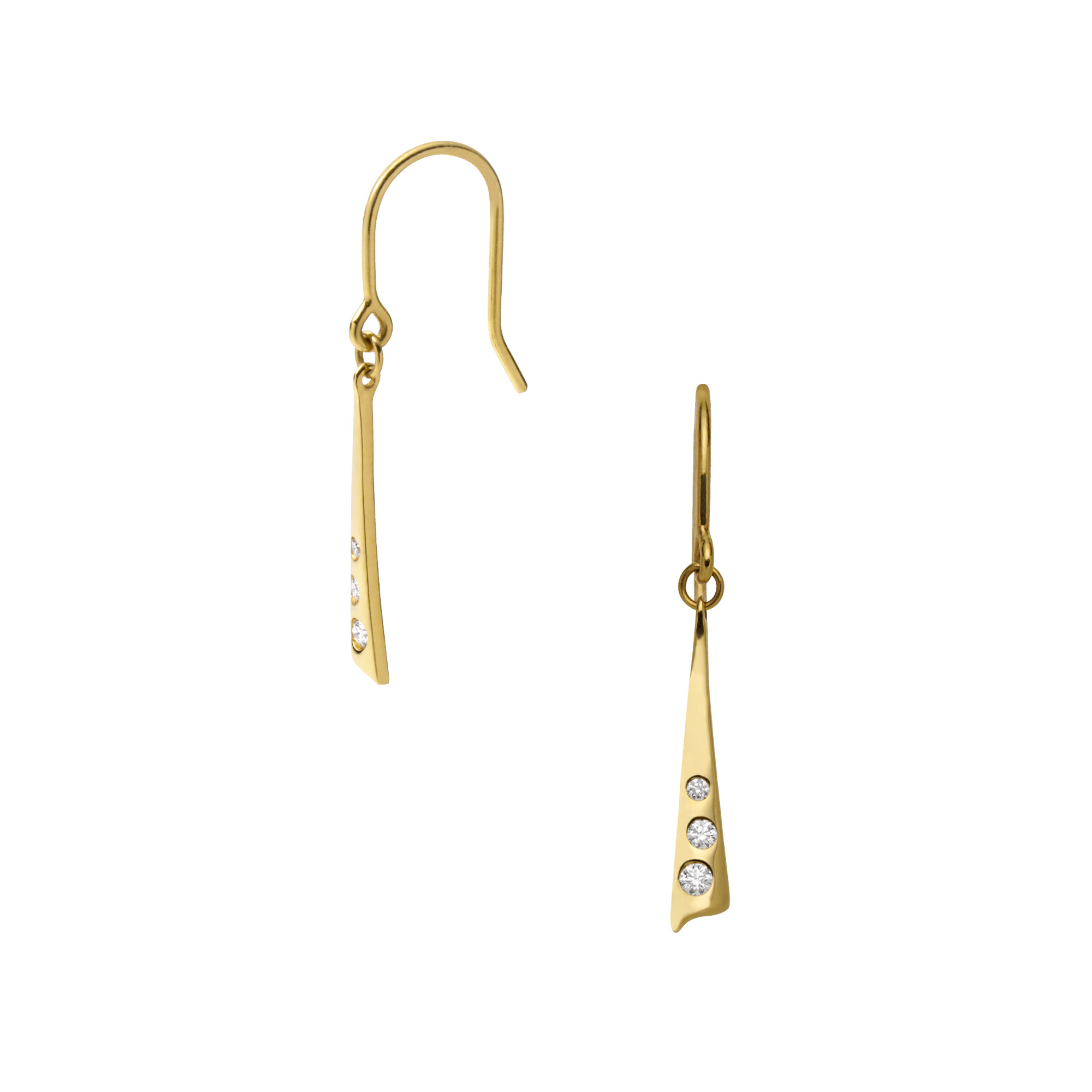 ダイヤモンド ピアス